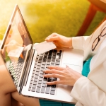 【Mac】iPhoneで開いているウェブページをメニューバーから素早く開けるアプリ『CloudyTabs』