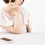 ハマりすぎに注意！SNSがあなたを不幸にする理由
