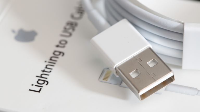 iPhoneの充電ケーブルを無料で交換する方法