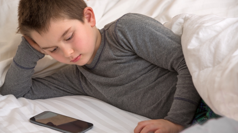 スマホやタブレットが子どもに与える4つの悪影響
