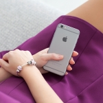 iOS9のキーボードに表示される音声入力ボタンを非表示にする方法