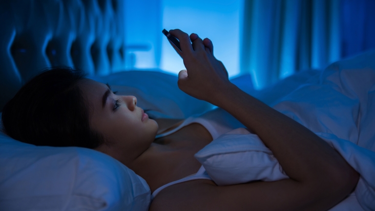 iOS9.3の「Night Shift」でブルーライトをカットする