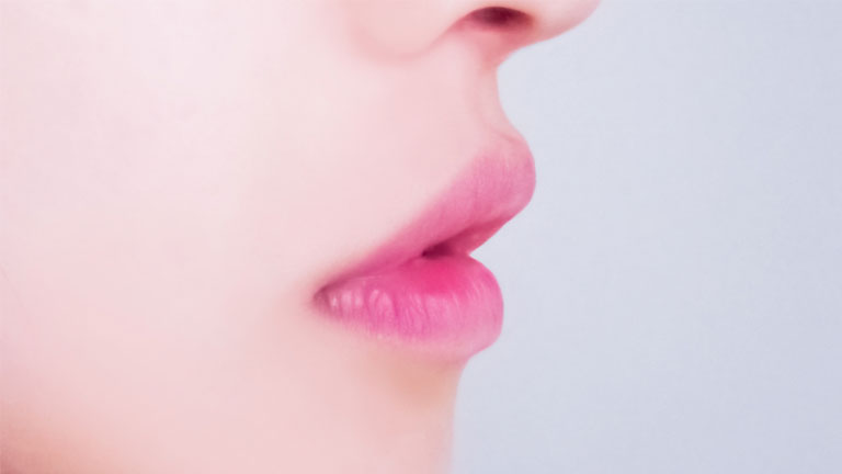 口と鼻のどっちで呼吸する？健康に悪影響を及ぼす口呼吸とは