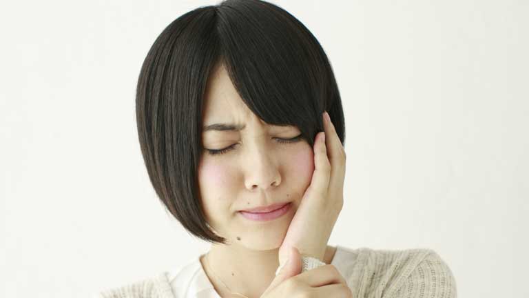冷たいものを食べると歯がキーンとなる！知覚過敏になりやすい５つのNG習慣