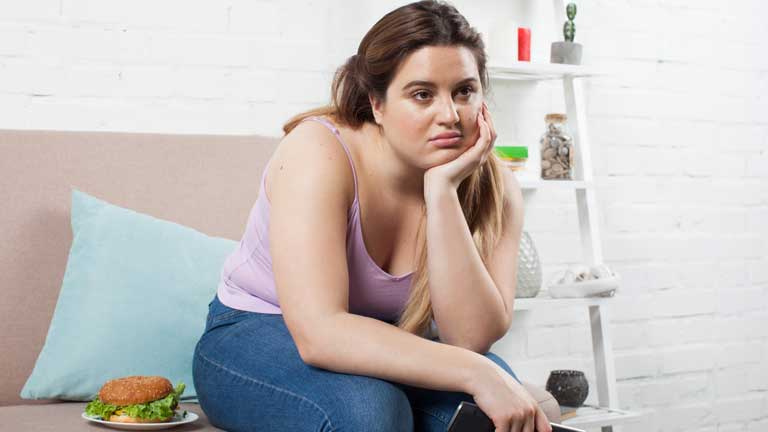 女性のオス化が深刻に？！女性のヒゲ・薄毛・加齢臭などの原因と解消法